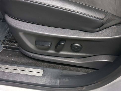 Used 2024 Nissan Ariya AWD image 18