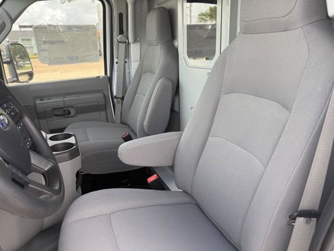 New 2026 Ford E-350 and Econoline 350 Super Duty w/ Power Equipment Group RWD image 9