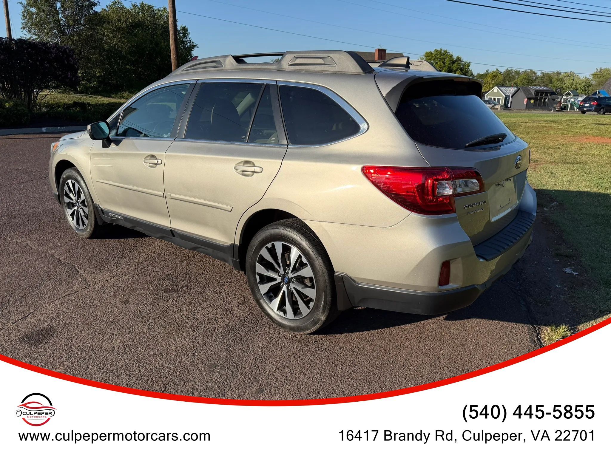 Used 2016 Subaru Outback 2.5i Limited AWD/4WD image 3