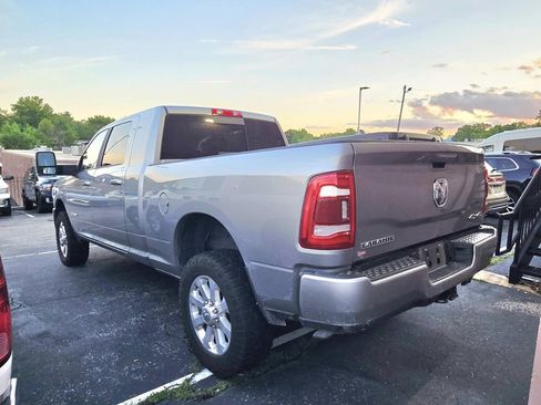 Used 2024 RAM 2500 Laramie w/ Sport Appearance Package AWD/4WD image 3