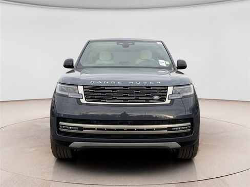 New 2026 Land Rover Range Rover SE image 8