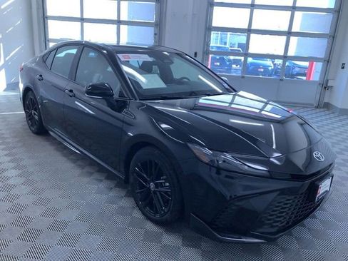 Certified 2025 Toyota Camry SE image 35