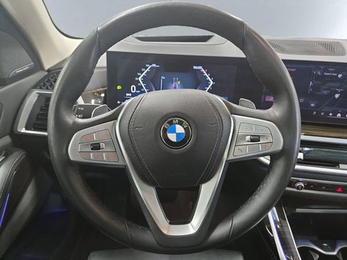 Used 2025 BMW X7 xDrive40i image 28