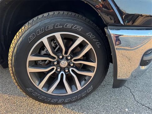 Used 2025 RAM 1500 Limited w/ Bed Utility Group image 2