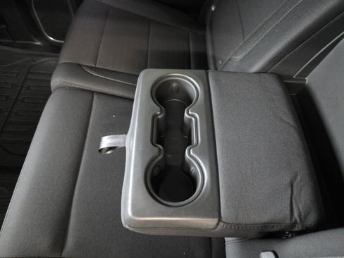 Used 2025 GMC Sierra 2500 SLE w/ SLE Value Package; image 31