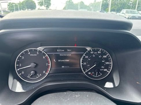 Used 2025 Nissan Rogue SV AWD/4WD image 14