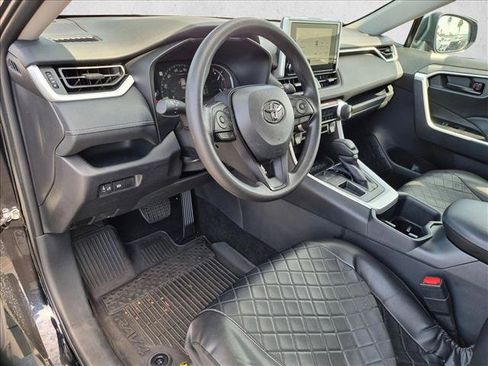Certified 2025 Toyota RAV4 LE FWD image 9