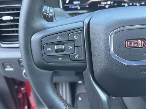 Used 2024 GMC Sierra 1500 AT4 w/ Technology Package AWD/4WD image 19