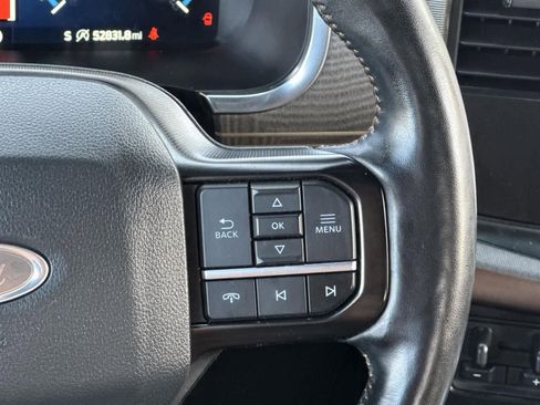 Used 2023 Ford F150 Platinum image 11