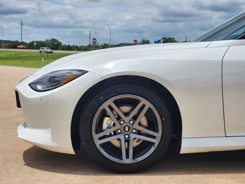 New 2026 Nissan Z Sport w/ Floor Mat Package RWD image 10