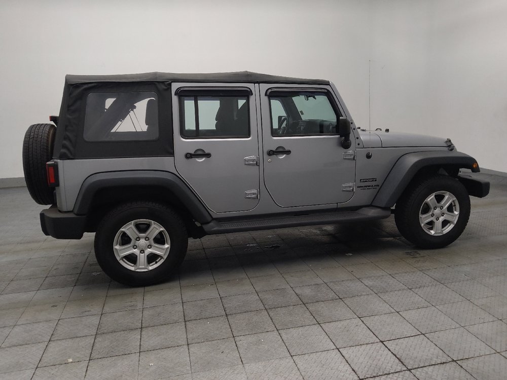 Used 2015 Jeep Wrangler Unlimited Sport w/ Connectivity Group AWD/4WD image 10