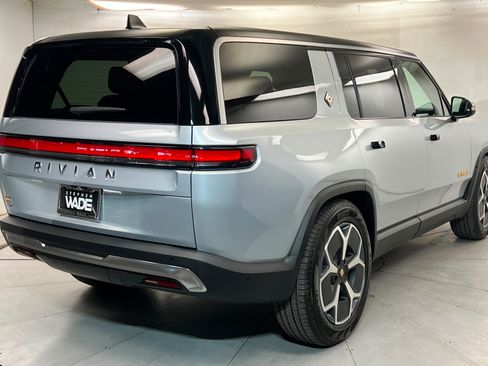 Used 2024 Rivian R1S Adventure AWD/4WD image 6
