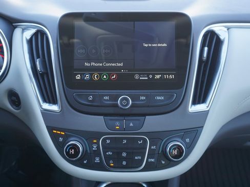 Used 2024 Chevrolet Malibu LT image 14