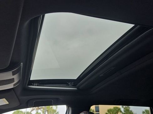 Used 2020 Mitsubishi Outlander SE image 30