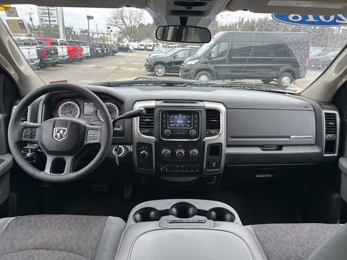 Used 2018 RAM 2500 Big Horn AWD/4WD image 19