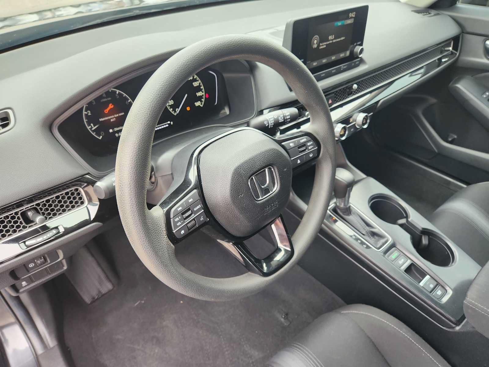 Used 2024 Honda Civic LX image 2