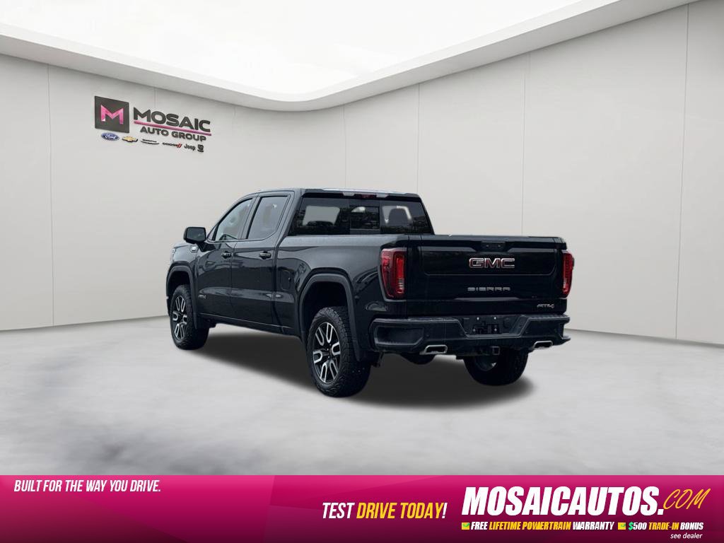 Used 2024 GMC Sierra 1500 AT4 w/ Technology Package AWD/4WD image 5