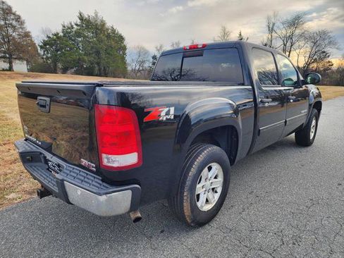 Used 2011 GMC Sierra 1500 SLE w/ Power Tech Package image 6