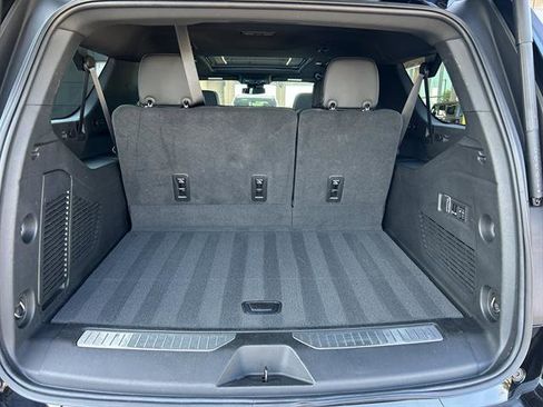 Used 2024 GMC Yukon XL Denali image 10