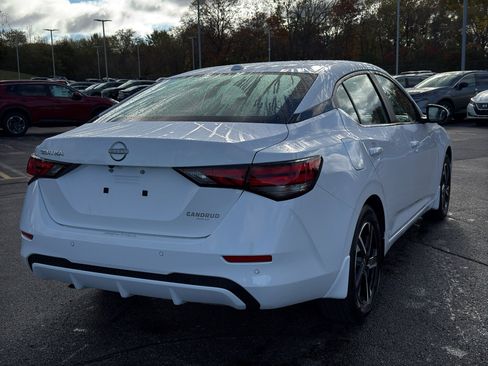 New 2025 Nissan Sentra SV image 5