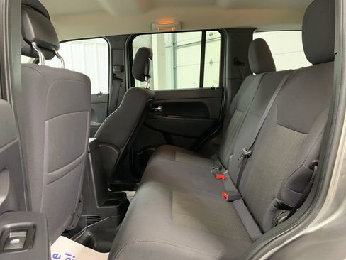 Used 2012 Jeep Liberty Sport w/ Popular Equipment Group AWD/4WD image 18