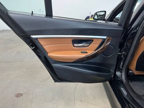 Used 2016 BMW 328i Sedan RWD image 19
