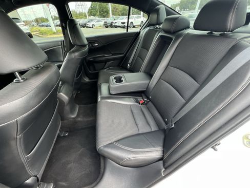 Used 2016 Honda Accord Sport image 5