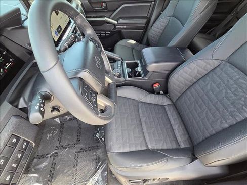 New 2026 Toyota 4Runner TRD Off-Road Premium AWD/4WD image 4