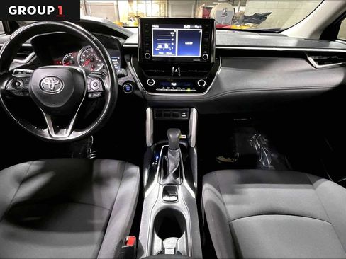 Used 2022 Toyota Corolla Cross LE w/ Moonroof Package image 15