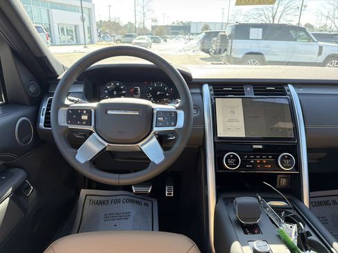 New 2026 Land Rover Discovery Dynamic SE AWD/4WD image 4