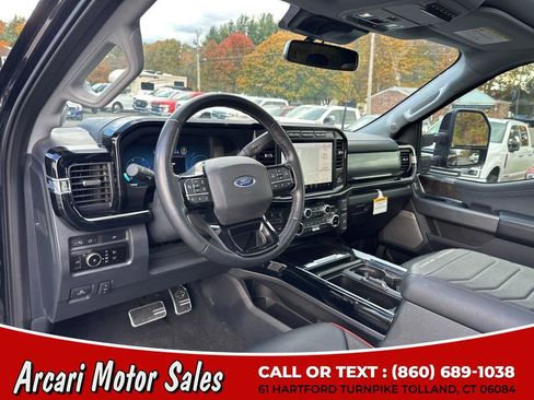 Used 2023 Ford F250 Lariat w/ Lariat Ultimate Package image 23