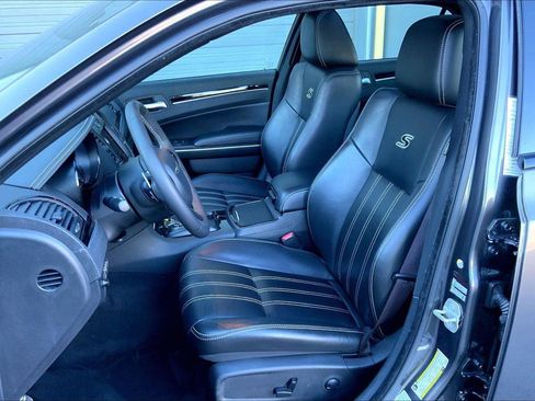 Certified 2023 Chrysler 300 S image 25