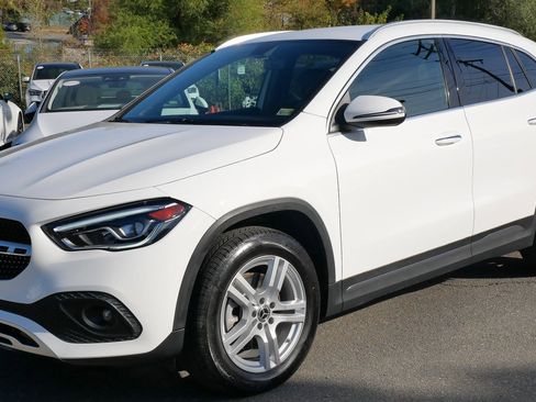 Used 2021 Mercedes-Benz GLA 250 4MATIC image 1