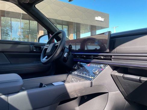 New 2026 Hyundai Santa Fe Calligraphy image 8