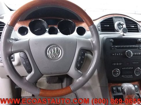 Used 2011 Buick Enclave CXL image 10