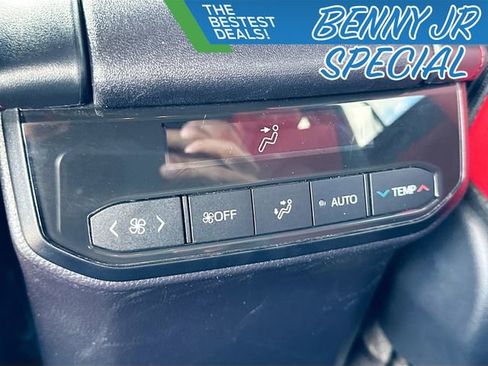 Used 2024 Toyota Highlander XSE image 24