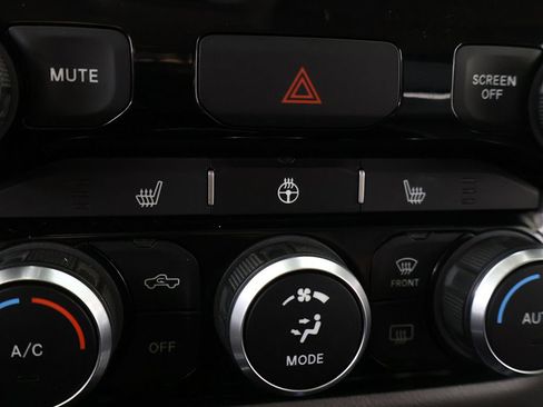 Used 2019 RAM 1500 Big Horn AWD/4WD image 54