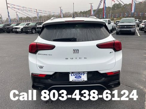 Used 2024 Buick Encore GX Sport Touring image 33