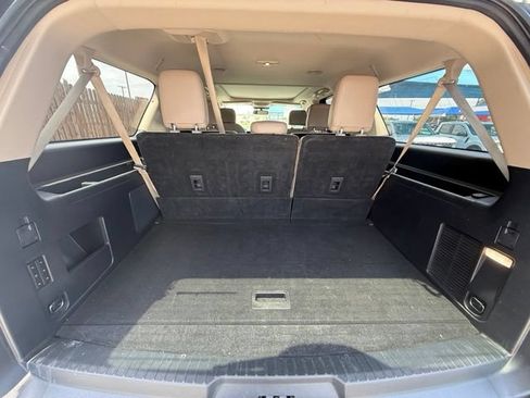 Used 2022 Ford Expedition Max Limited RWD image 8