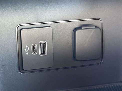 New 2026 Ford Explorer ST-Line image 12