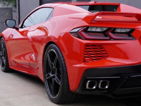 Used 2021 Chevrolet Corvette Stingray Preferred Conv w/ Z51 Performance Package RWD image 37