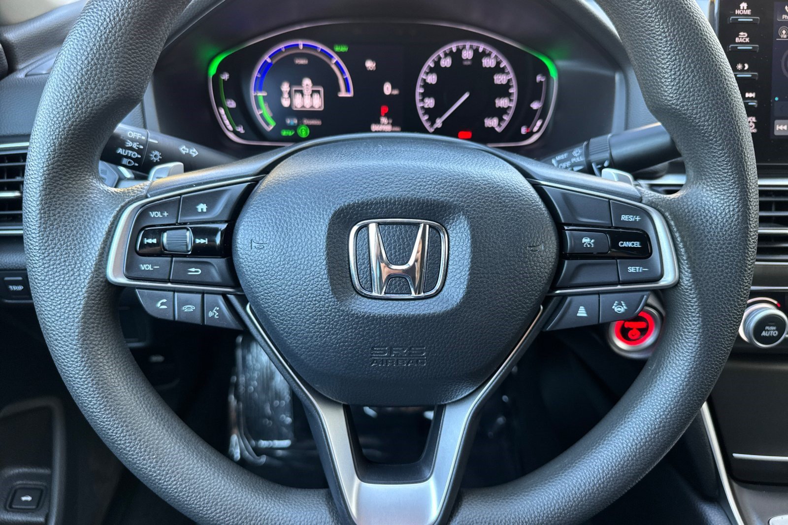Used 2021 Honda Accord Hybrid image 11