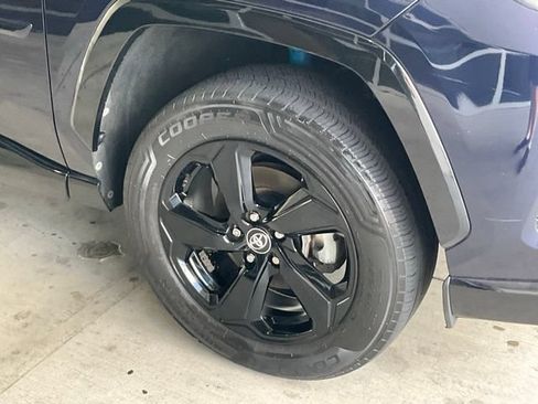Used 2020 Toyota RAV4 XSE AWD/4WD image 28