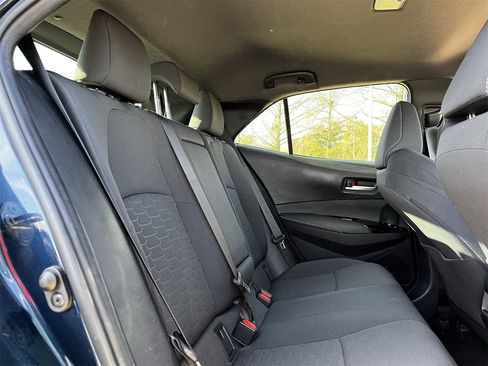 Used 2020 Toyota Corolla SE image 26