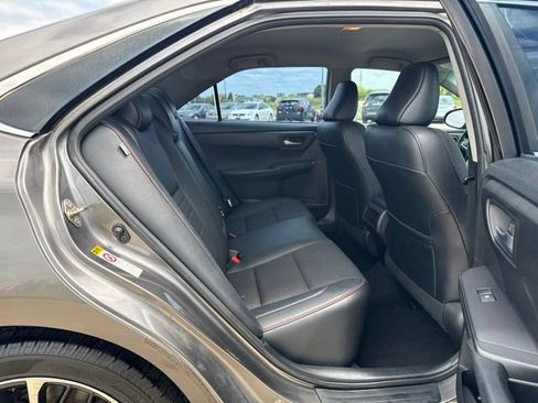 Used 2016 Toyota Camry SE FWD image 21