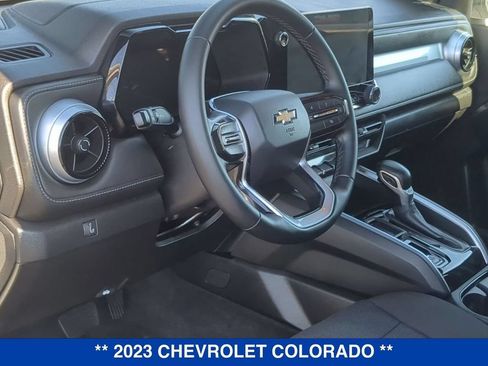 Used 2023 Chevrolet Colorado LT w/ LT Convenience Package RWD image 11
