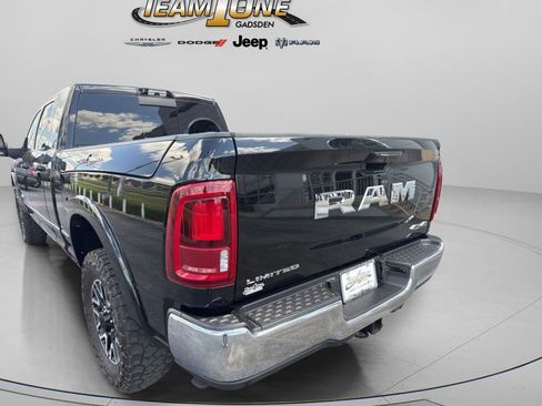 Used 2026 RAM 2500 Limited AWD/4WD image 6
