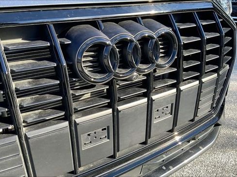 Used 2025 Audi Q3 2.0T Premium Plus w/ Premium Plus Package image 31