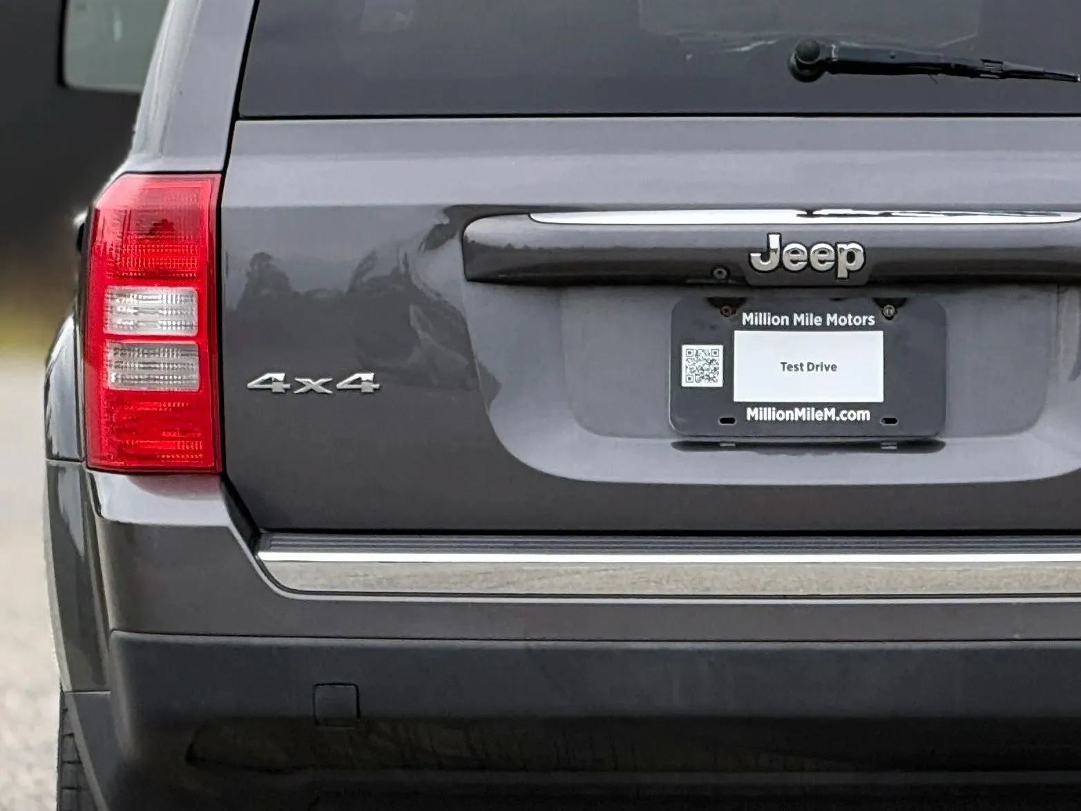 Used 2017 Jeep Patriot High Altitude AWD/4WD image 13