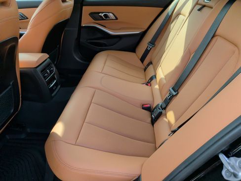 Certified 2023 BMW 330i Sedan w/ Premium Package RWD image 36